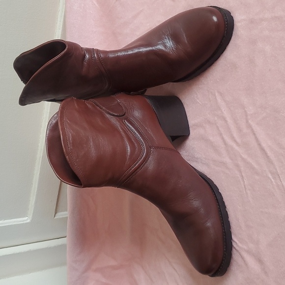 George J Love Leather Ankle Booties Size 38 - Picture 3 of 10